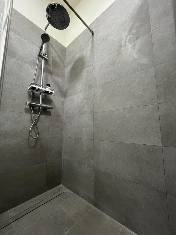 Apartamento A 2 Minutos De La Playa Malaga Luaran gambar